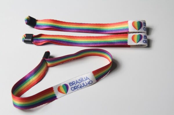 Pulseira pano Brasília Orgulho arco-íris