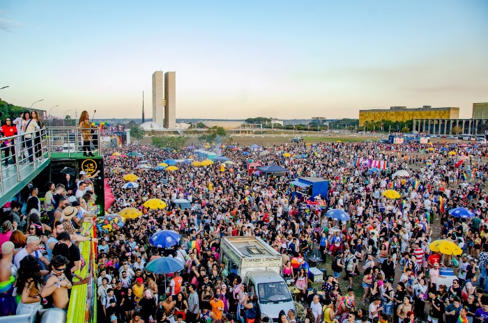 parada do orgulho lgbts de brasília 2023 bruno lemos