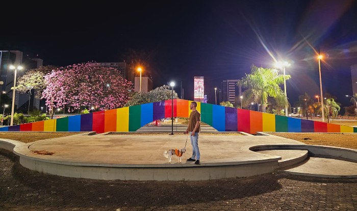 praça marielle franco brasilia arco-íris gay lgbt orgulho